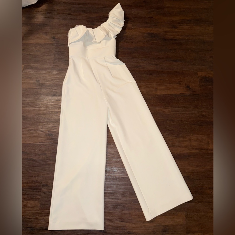 Ever New White Jumpsuit with Flowing Silhouette